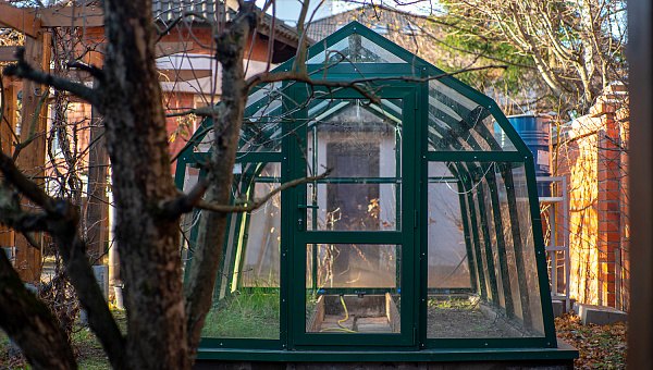 Теплица ИСТРА для небольшого участка